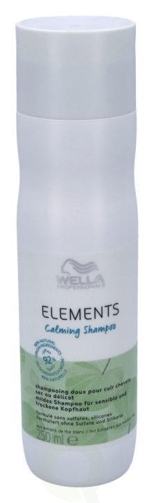 Wella Elements - Calming Shampoo 250 ml i gruppen SKÖNHET & HÄLSA / Hår & Styling / Hårvårdsprodukter / Schampo hos TP E-commerce Nordic AB (C56850)
