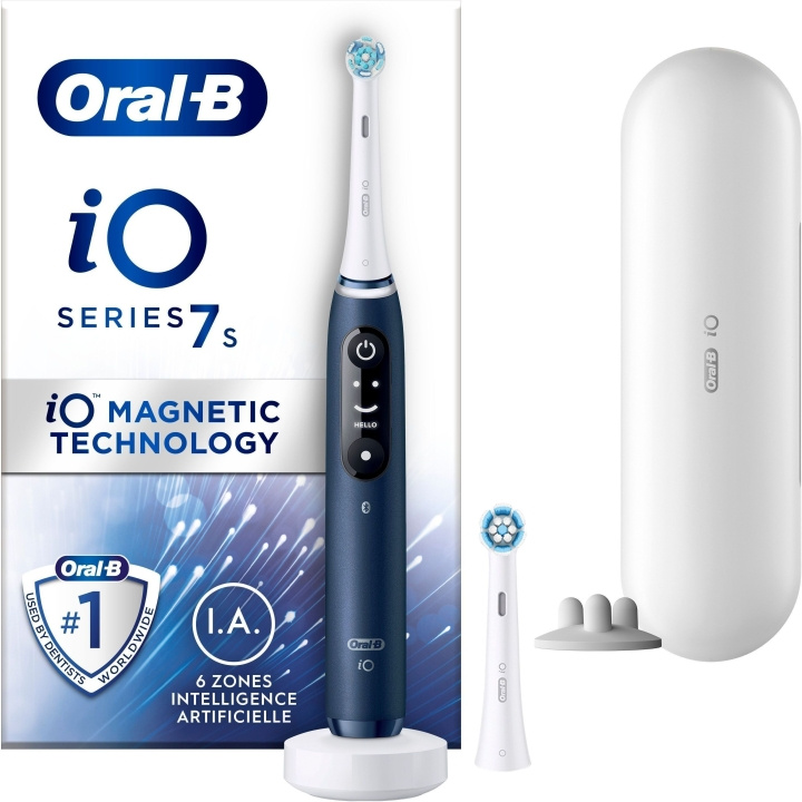 Oral B iO Series 7 - elektrisk tandborste, blå i gruppen SKÖNHET & HÄLSA / Munvård / Eltandborstar hos TP E-commerce Nordic AB (C57801)