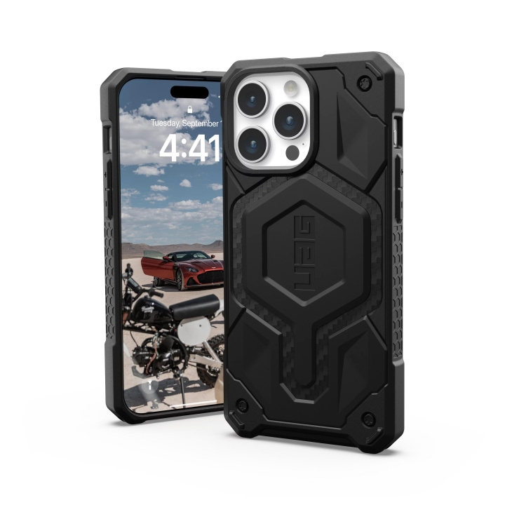 Urban Armor Gear iPhone 15 Pro Max Monarch Pro - Carbon Fiber i gruppen SMARTPHONE & SURFPLATTOR / Mobilskydd / Apple / iPhone 15 hos TP E-commerce Nordic AB (C59748)