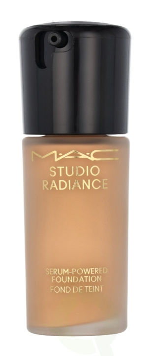 MAC Studio Radiance Serum-Powered Foundation 30 ml #NC20 i gruppen SKÖNHET & HÄLSA / Makeup / Basmakeup / Foundation hos TP E-commerce Nordic AB (C63971)