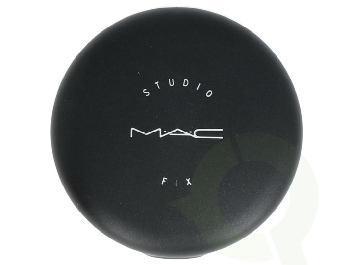 MAC Studio Fix Powder Plus Foundation 15 g NC46 i gruppen SKÖNHET & HÄLSA / Makeup / Basmakeup / Foundation hos TP E-commerce Nordic AB (C64366)