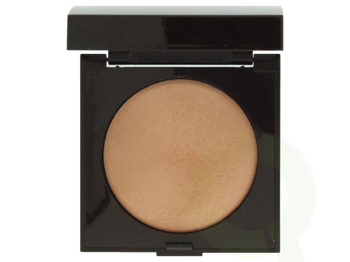 Laura Mercier Matte Radiance Baked Powder 7.5 g Bronze 02 i gruppen SKÖNHET & HÄLSA / Makeup / Basmakeup / Puder hos TP E-commerce Nordic AB (C64797)