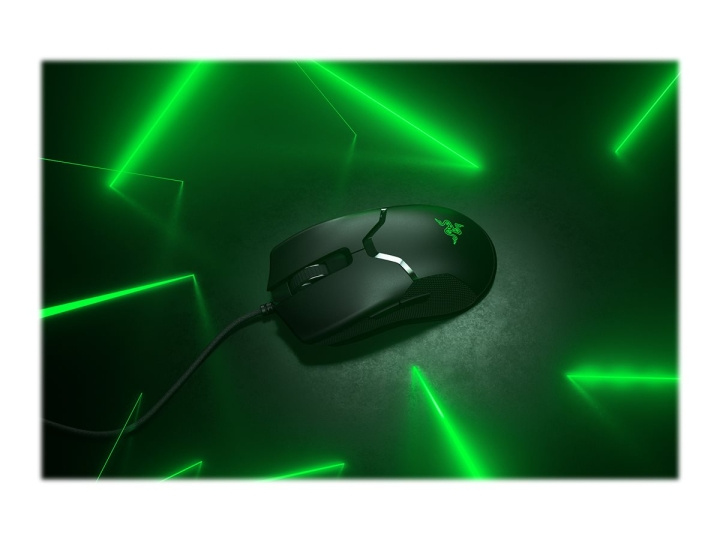 Razer Viper 8KHz Optisk Kabel Mus Svart i gruppen DATORER & KRINGUTRUSTNING / Gaming / Möss hos TP E-commerce Nordic AB (C66399)