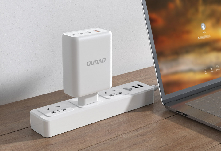 Dudao A140 140W Adapter 140Watt GaN 3xUSB-C + 1xUSB-A i gruppen SMARTPHONE & SURFPLATTOR / Laddare & Kablar / Väggladdare / Väggladdare Typ C hos TP E-commerce Nordic AB (C70300)