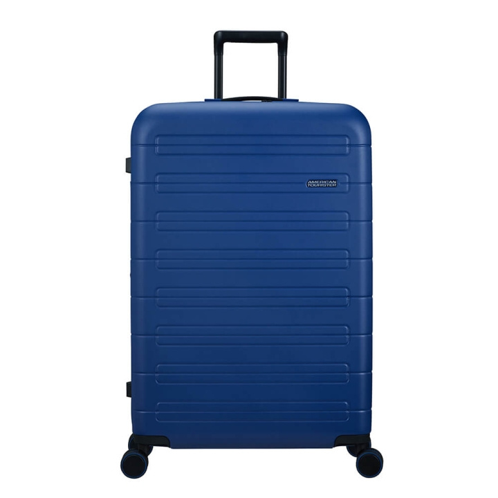American Tourister Nova Stream Spinner 77/28 Navy Blue i gruppen SPORT, FRITID & HOBBY / Resetillbehör / Resväskor hos TP E-commerce Nordic AB (C71160)