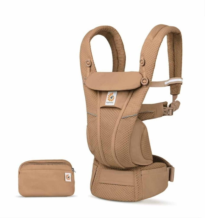 Ergobaby Omni Breeze Bärsele, Camel Brown i gruppen LEKSAKER, BARN- & BABYPRODUKTER / Barntextilier / Bärsele & Bärsjalar hos TP E-commerce Nordic AB (C75338)