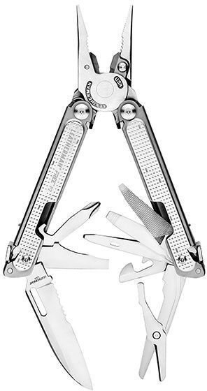 Leatherman Free P2 multiverktyg, med nylonfodral i gruppen SPORT, FRITID & HOBBY / Friluftsliv / Multiverktyg hos TP E-commerce Nordic AB (C75366)