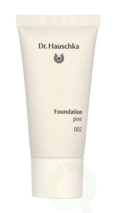 Dr. Hauschka Foundation 30 ml #002 Pine i gruppen SKÖNHET & HÄLSA / Makeup / Basmakeup / Foundation hos TP E-commerce Nordic AB (C76376)