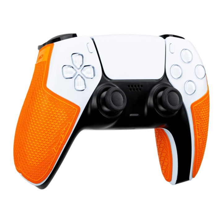 LIZARD SKINS DSP-handkontrollgrepp för PlayStation 5 - Tangerine i gruppen HEMELEKTRONIK / Spelkonsoler & Tillbehör / Sony PlayStation 5 / Tillbehör hos TP E-commerce Nordic AB (C93379)