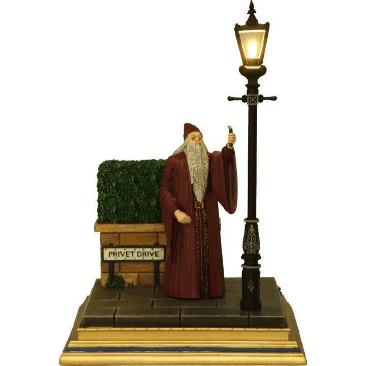 Nemesis Now Harry Potter Privet Drive Upplyst figurin i gruppen SPORT, FRITID & HOBBY / Roliga prylar / Samlarobjekt hos TP E-commerce Nordic AB (D06625)