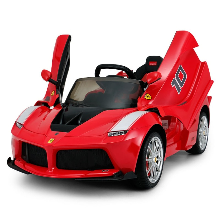 Rastar Elbil - Ferrari LaFerrari FXXK 12V (82700) i gruppen LEKSAKER, BARN- & BABYPRODUKTER / Uteleksaker / Trädgårdsleksaker hos TP E-commerce Nordic AB (D06752)
