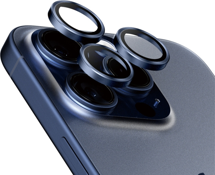 PanzerGlass Hoops kameralinsskydd, iPhone 15 Pro / 15 Pro Max, blå titan i gruppen SMARTPHONE & SURFPLATTOR / Mobilskydd / Apple / iPhone 15 hos TP E-commerce Nordic AB (D13481)