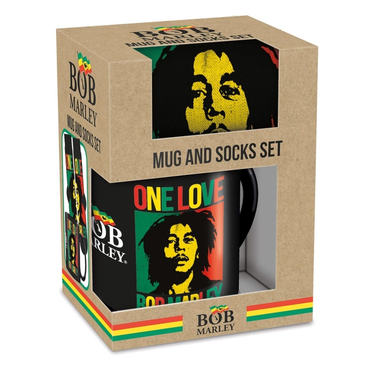 Pyramid International BOB MARLEY MUGG & SOCK SET - UK storlek 3-8 / EU storlek 36-41 i gruppen SPORT, FRITID & HOBBY / Roliga prylar / Muggar hos TP E-commerce Nordic AB (D15413)