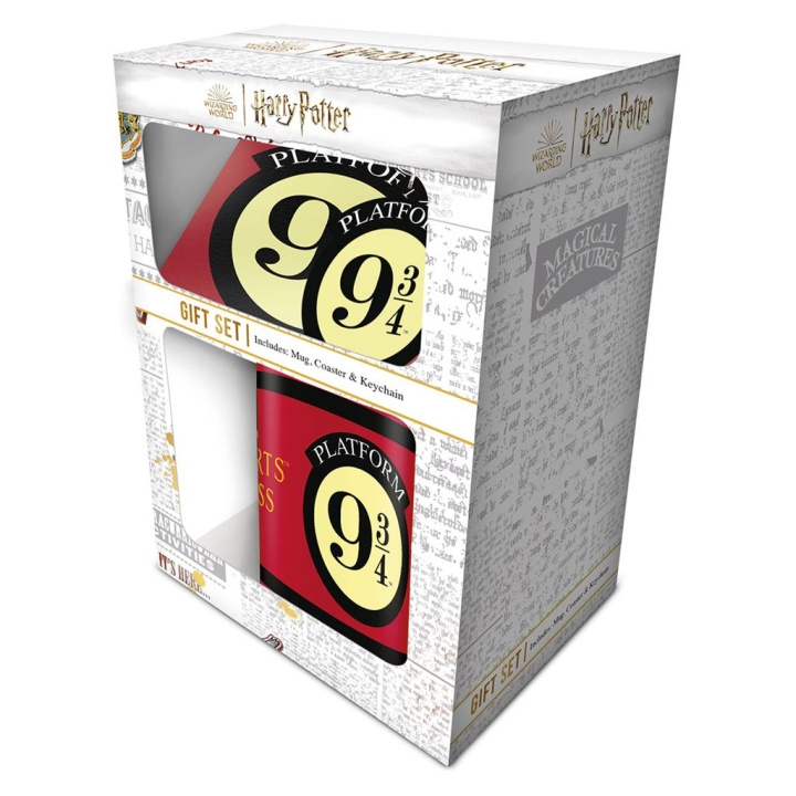 Pyramid International HARRY POTTER (PLATTFORM 9 3/4) PRESENTFÖRPACKNING (MUGG, UNDERLÄGG & NYCKELRING) i gruppen SPORT, FRITID & HOBBY / Roliga prylar / Samlarobjekt hos TP E-commerce Nordic AB (D15445)