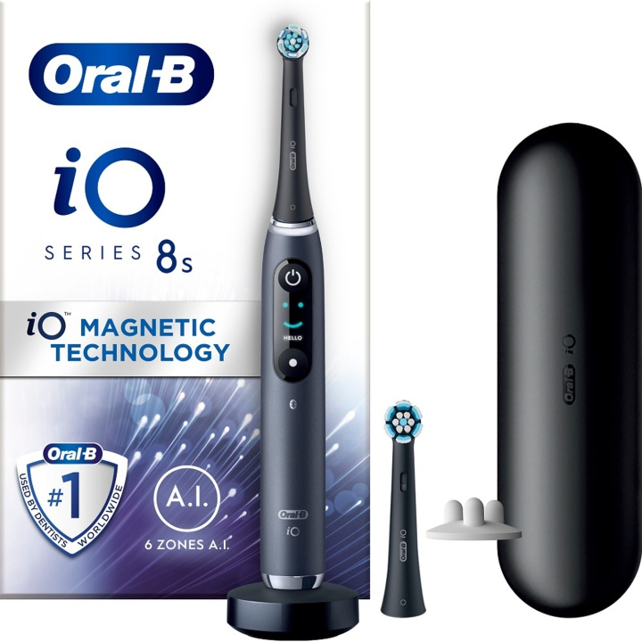 Oral B Eltandborste iO8 Black i gruppen SKÖNHET & HÄLSA / Munvård / Eltandborstar hos TP E-commerce Nordic AB (D16536)