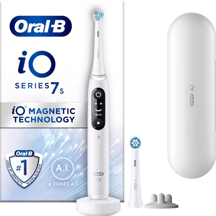 Oral B Eltandborste iO7 White i gruppen SKÖNHET & HÄLSA / Munvård / Eltandborstar hos TP E-commerce Nordic AB (D16537)