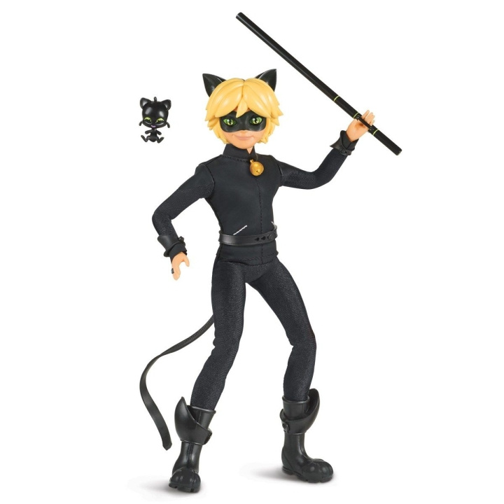 Miraculous Core Modedocka - Cat Noir (60-50002) i gruppen LEKSAKER, BARN- & BABYPRODUKTER / Leksaker / Dockor & Tillbehör hos TP E-commerce Nordic AB (D18987)