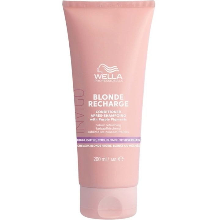Wella Professionals Invigo Blonde Recharge Cool Blonde Conditioner 200ml i gruppen SKÖNHET & HÄLSA / Hår & Styling / Hårvårdsprodukter / Balsam hos TP E-commerce Nordic AB (D19784)