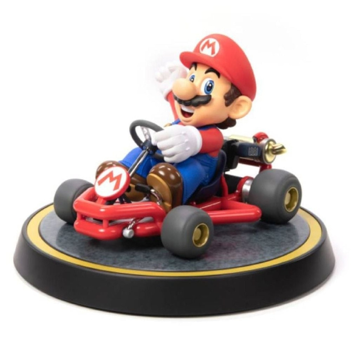First4Figures MARIO KART - PVC-MÅLAD STATY (STANDARDUTGÅVA) i gruppen SPORT, FRITID & HOBBY / Roliga prylar / Samlarobjekt hos TP E-commerce Nordic AB (D20224)