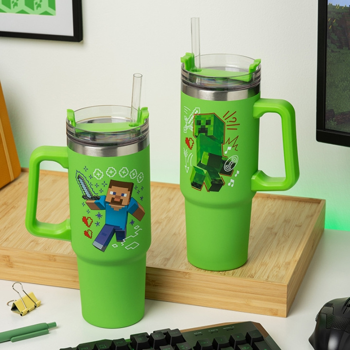 Paladone Minecraft Grön 900 ml flervägs resekopp sugrör i gruppen SPORT, FRITID & HOBBY / Roliga prylar / Muggar hos TP E-commerce Nordic AB (D20760)