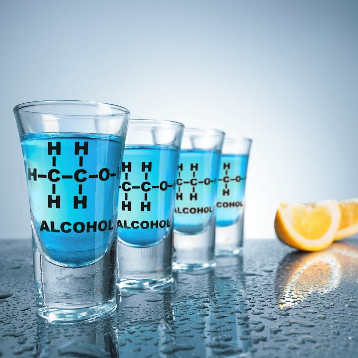 Mad Monkey Shotglas med alkohol (set om 4) - 5 cl per glas i gruppen SPORT, FRITID & HOBBY / Roliga prylar / Övrigt hos TP E-commerce Nordic AB (D20782)