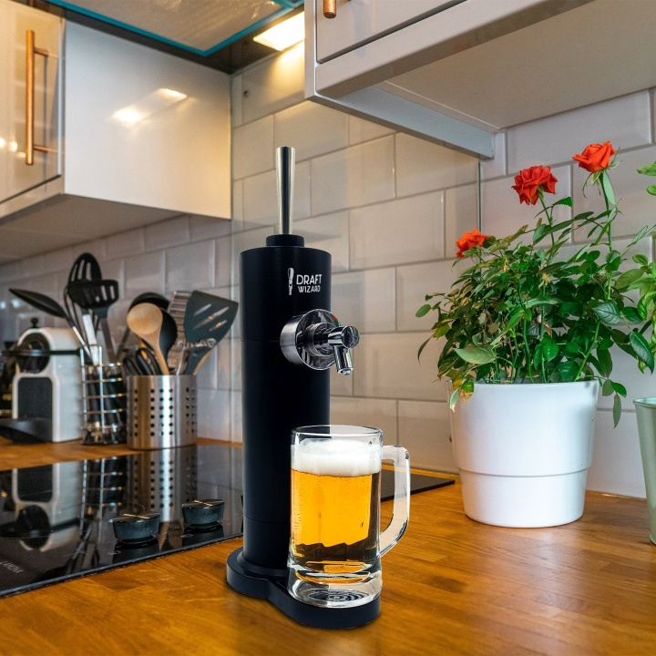 Mad Monkey Öldispenser för burkar i gruppen SPORT, FRITID & HOBBY / Roliga prylar / Smarta saker hos TP E-commerce Nordic AB (D20783)