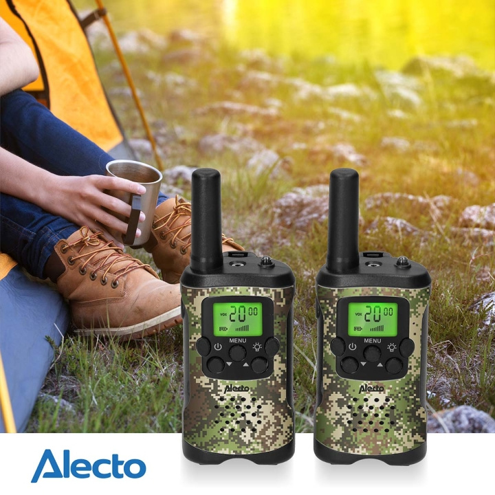Alecto Set med 2 walkie talkies med räckvidd på upp till 7 kilometer Kamouflage i gruppen SPORT, FRITID & HOBBY / Friluftsliv / Walkie talkie hos TP E-commerce Nordic AB (D25015)