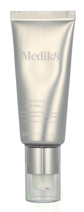Medik8 Crystal Retinal 20 Night Serum 30 ml i gruppen SKÖNHET & HÄLSA / Hudvård / Ansiktsvård / Nattkräm hos TP E-commerce Nordic AB (D28256)