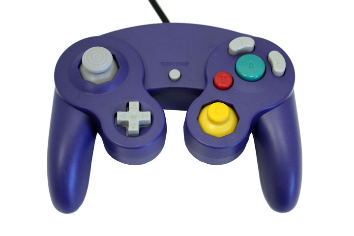 Retro-Bit Gamecube Controller Purple USB för PC i gruppen HEMELEKTRONIK / Spelkonsoler & Tillbehör / Nintendo Gamecube hos TP E-commerce Nordic AB (D28370)