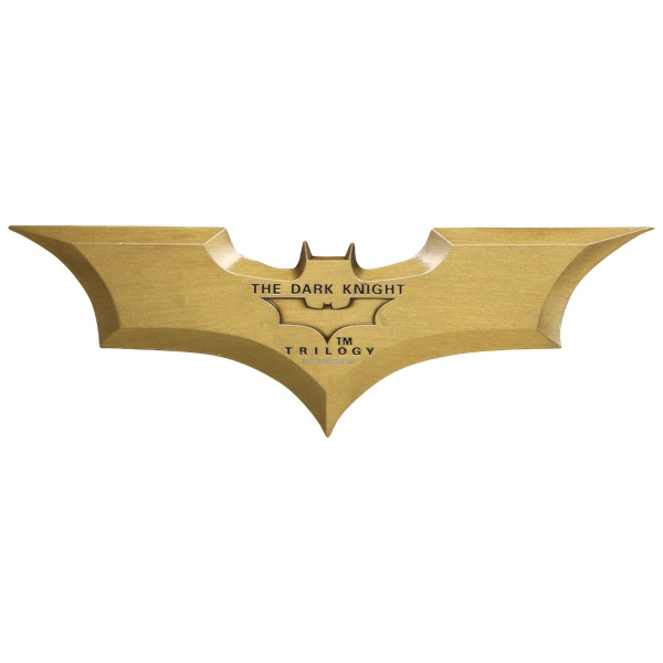 Fanatik DC The Dark Knight Limited Edition Replica Batarang i gruppen SPORT, FRITID & HOBBY / Roliga prylar / Samlarobjekt hos TP E-commerce Nordic AB (D28652)