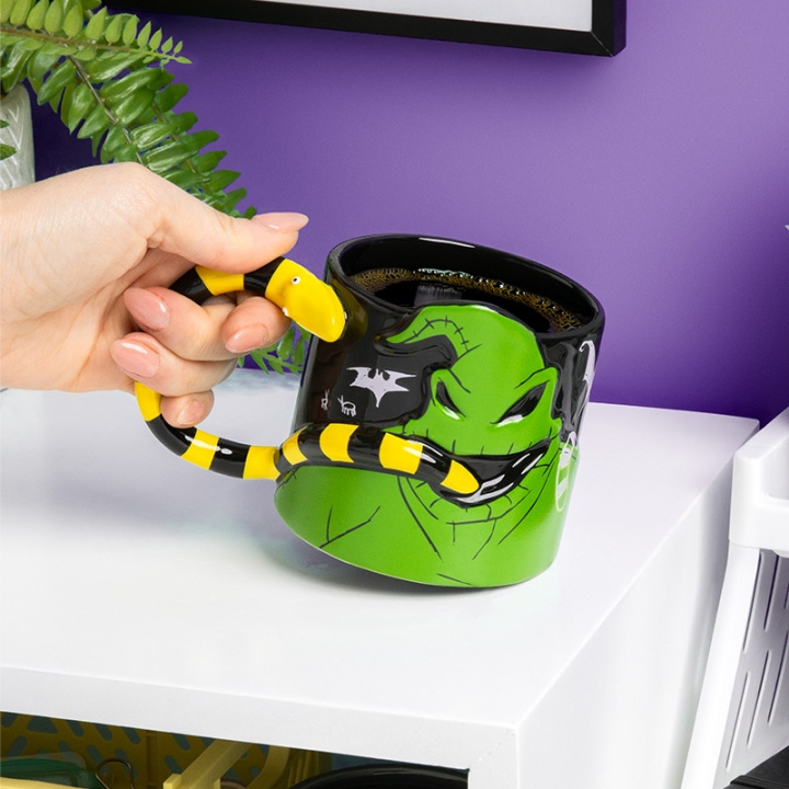 Paladone Oogie Boogie-formad GITD-mugg i gruppen SPORT, FRITID & HOBBY / Roliga prylar / Muggar hos TP E-commerce Nordic AB (D28867)