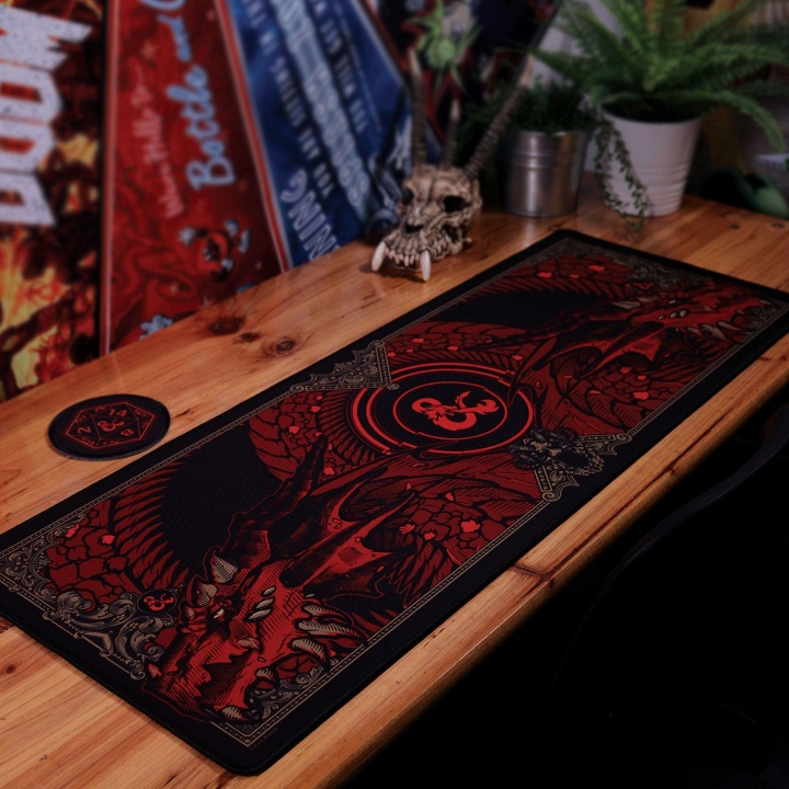 Fanatik Dungeons & Dragons skrivunderlägg och underlägg i gruppen DATORER & KRINGUTRUSTNING / Datortillbehör / Övrigt hos TP E-commerce Nordic AB (D28983)