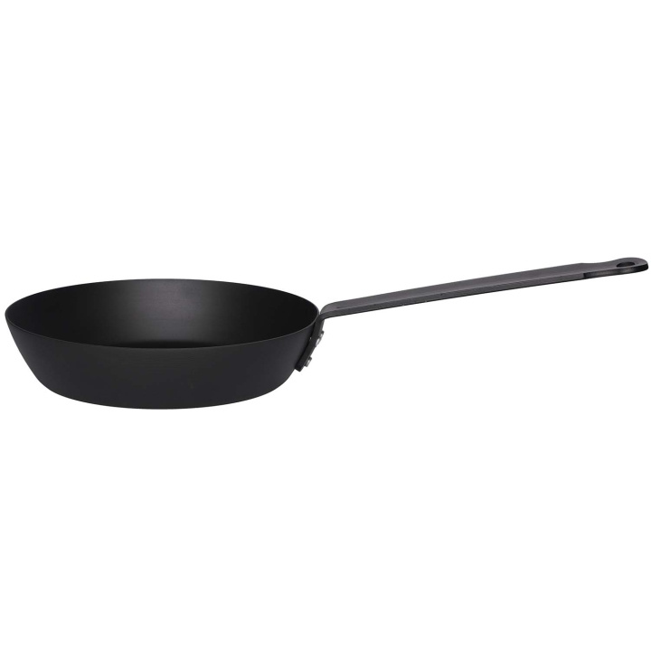 Maku Chef\'s Kolstålspanna 24 cm i gruppen HEM, HUSHÅLL & TRÄDGÅRD / Köksredskap / Stekpannor hos TP E-commerce Nordic AB (D29089)