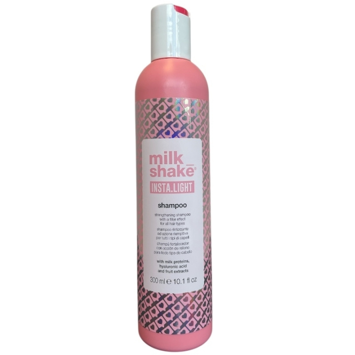 Milk_Shake Insta.Light Shampoo 300ml i gruppen SKÖNHET & HÄLSA / Hår & Styling / Hårvårdsprodukter / Schampo hos TP E-commerce Nordic AB (D30641)