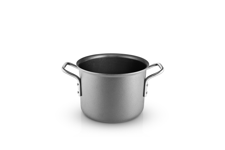 Eva Trio Grey Line kastrull - Grå - 2,5 L - 16 cm i gruppen HEM, HUSHÅLL & TRÄDGÅRD / Köksredskap / Grytor & Kastruller hos TP E-commerce Nordic AB (D31127)