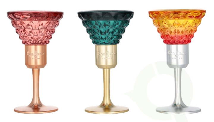 Pepe Jeans Miniature For Her Giftset 45 ml Life Is Now Edt Spray 15ml/Cocktail Edt Spray 15ml/Celebrate For Her Edp Spray 15ml i gruppen SKÖNHET & HÄLSA / Doft & Parfym / Parfym / Parfym för henne hos TP E-commerce Nordic AB (D33720)