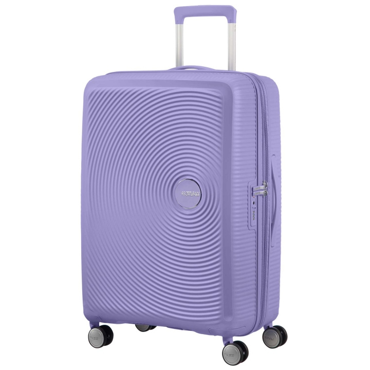 American Tourister Resväska Soundbox 67 Exp. Medium Lavender i gruppen SPORT, FRITID & HOBBY / Resetillbehör / Resväskor hos TP E-commerce Nordic AB (D34309)