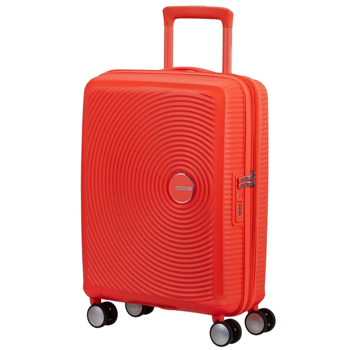 American Tourister Kabinväska Soundbox 55 Neon Orange i gruppen SPORT, FRITID & HOBBY / Resetillbehör / Resväskor hos TP E-commerce Nordic AB (D34317)