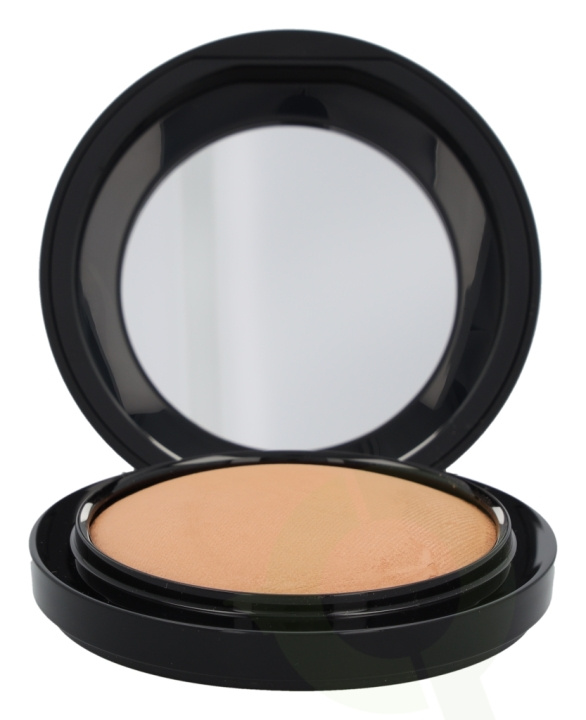 MAC Mineralize Skinfinish Natural 10 g Dark Golden i gruppen SKÖNHET & HÄLSA / Makeup / Basmakeup / Puder hos TP E-commerce Nordic AB (D35502)