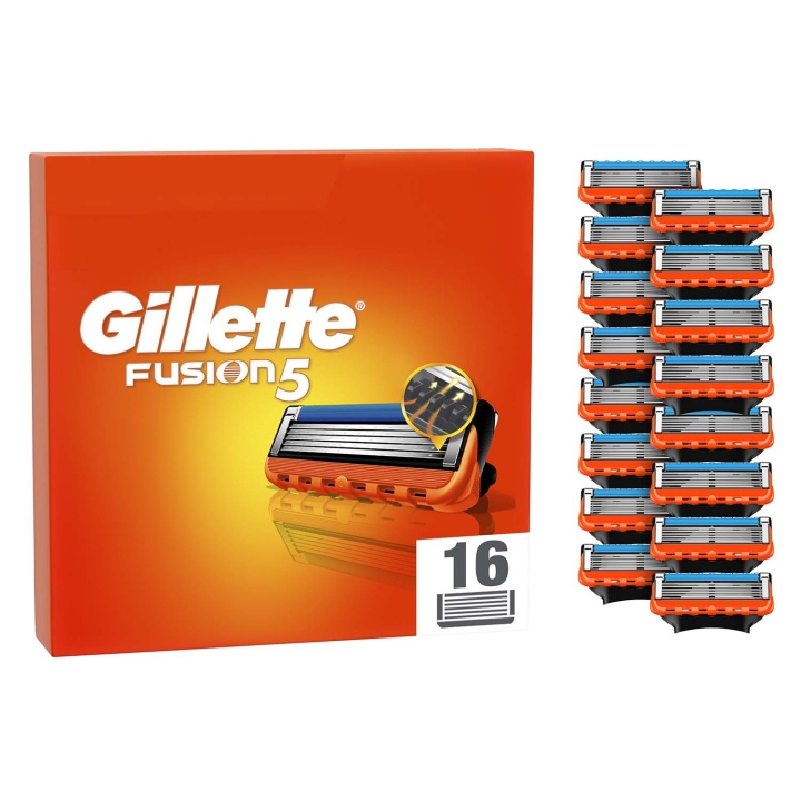Gillette Rakblad Fusion5 16st - Storpack i gruppen SKÖNHET & HÄLSA / Hår & Styling / Rakning & Trimning / Rakhyvlar & Tillbehör hos TP E-commerce Nordic AB (D35782)