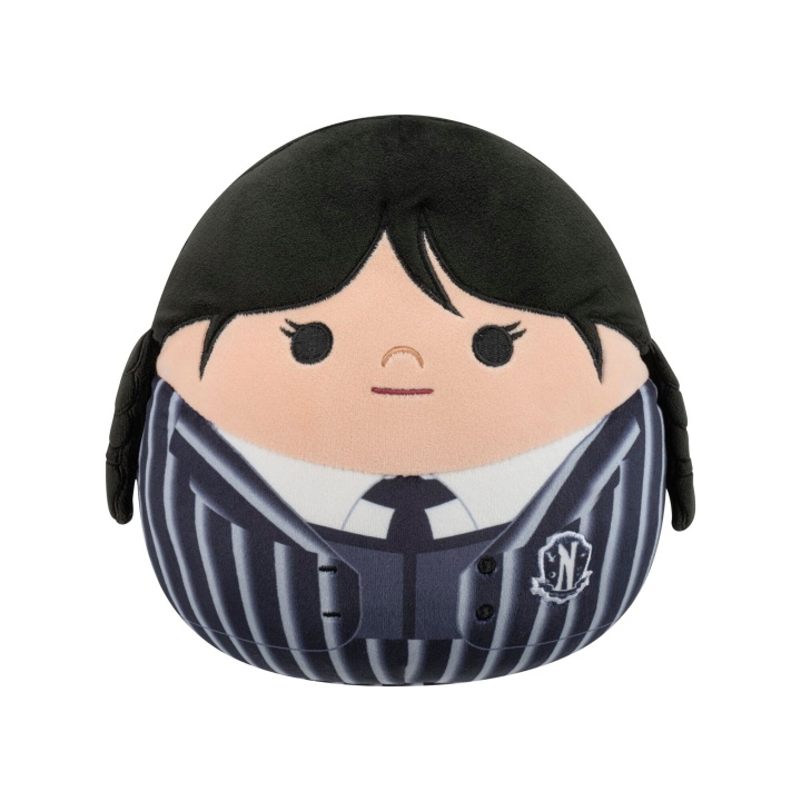 Squishmallows Wednesday i uniform (20 cm) (SQWY00007) i gruppen LEKSAKER, BARN- & BABYPRODUKTER / Babyleksaker / Gosedjur hos TP E-commerce Nordic AB (D41190)