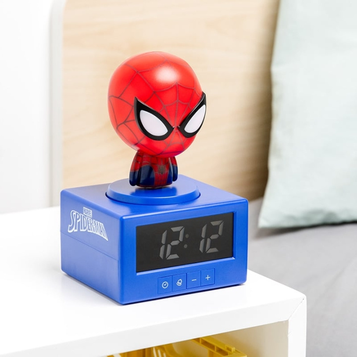 Paladone Spiderman Icon-väckarklocka i gruppen HEM, HUSHÅLL & TRÄDGÅRD / Väggklockor & Räkneverk / Väckarklockor hos TP E-commerce Nordic AB (D41293)