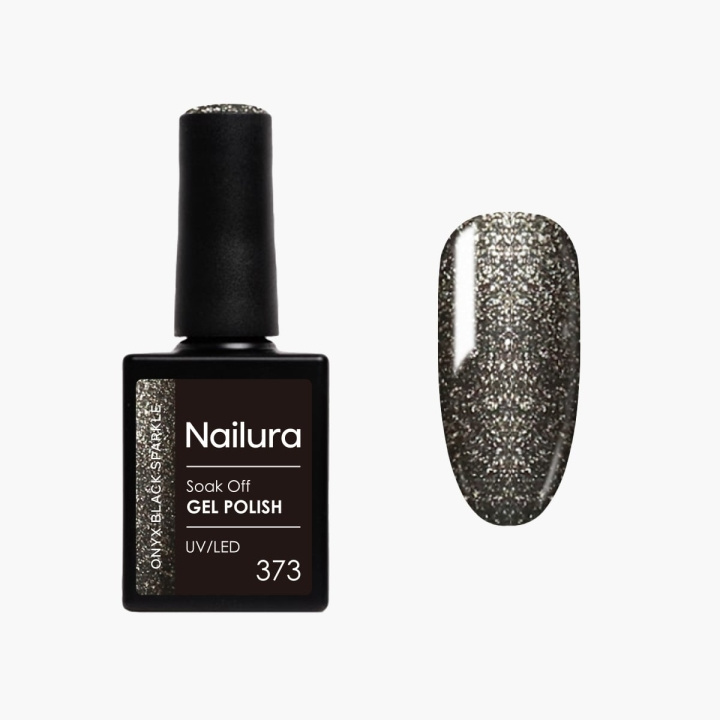 Nailura Gelpolish 373 – Onyx Black Sparkle – 10 ml i gruppen SKÖNHET & HÄLSA / Manikyr/Pedikyr / Nagellack hos TP E-commerce Nordic AB (D41599)