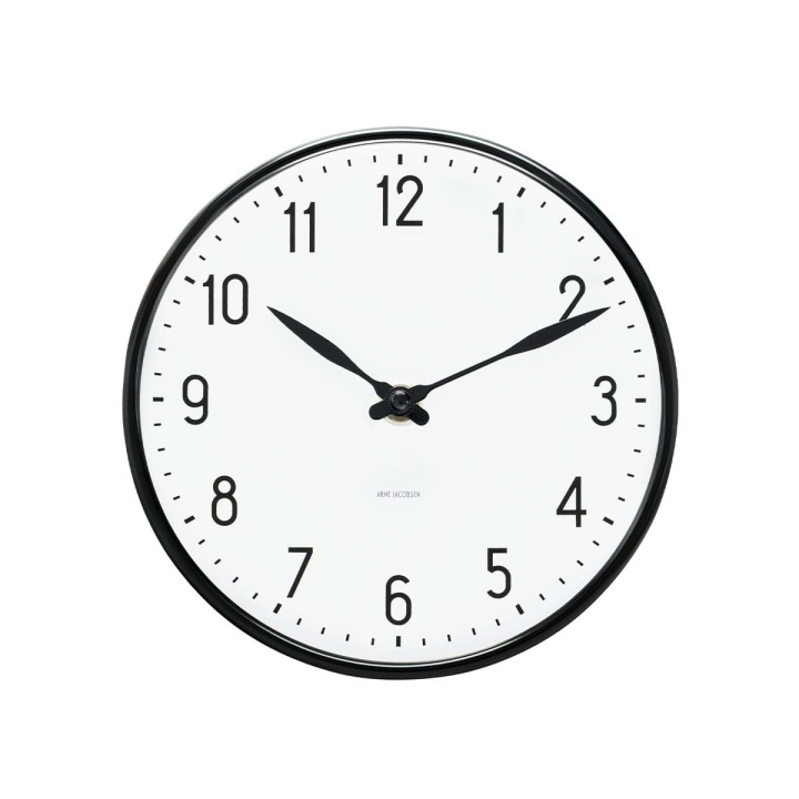 Arne Jacobsen Clocks Arne Jacobsen – Väggklocka för stationer – Ø29 cm – Svart i gruppen HEM, HUSHÅLL & TRÄDGÅRD / Väggklockor & Räkneverk / Väggklockor hos TP E-commerce Nordic AB (D42306)