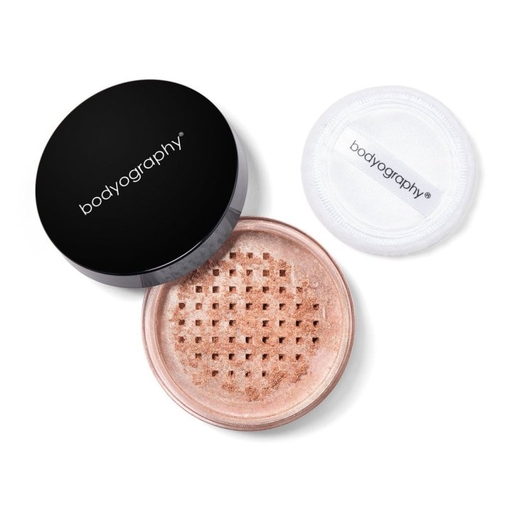 BODYOPGRAPHY BODYOGRAPHY – LIGHT CATCHER LOOSE SHIMMER POWDER i gruppen SKÖNHET & HÄLSA / Makeup / Basmakeup / Puder hos TP E-commerce Nordic AB (D43169)