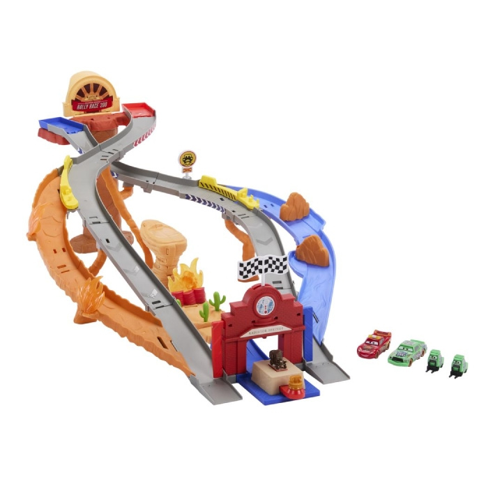 Disney Cars Radiator Springs Race & Rescue Rescue Road Raceway-lekset med 4 leksaksbilar (JFL57) i gruppen LEKSAKER, BARN- & BABYPRODUKTER / Leksaker / Leksaksbilar & andra fordon hos TP E-commerce Nordic AB (D43273)