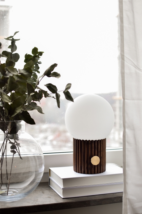 Globen Lighting Bordslampa Hubble 113506 brun 15 Globen Lighting i gruppen HEMELEKTRONIK / Belysning / Bordslampor hos TP E-commerce Nordic AB (D44302)