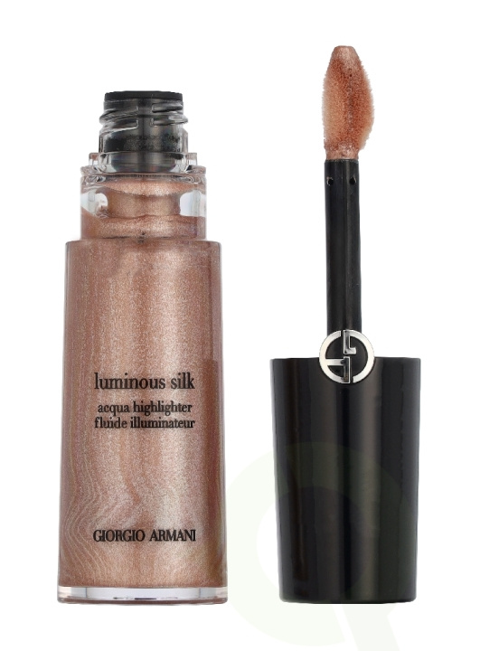 Armani Luminous Silk Acqua Highlighter 12 ml #3 Dawn i gruppen SKÖNHET & HÄLSA / Makeup / Basmakeup / Contour/Highlight hos TP E-commerce Nordic AB (D45055)