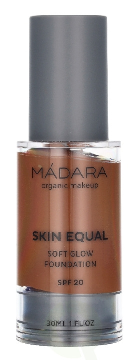 Madara Skin Equal Soft Glow Foundation SPF15 30 ml #90 Chestnut i gruppen SKÖNHET & HÄLSA / Makeup / Basmakeup / Foundation hos TP E-commerce Nordic AB (D45079)