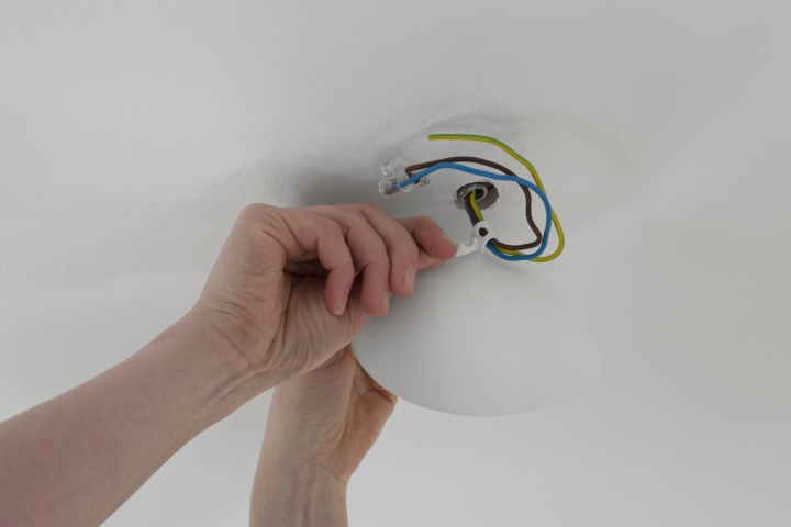 Cable Cup Hide White Cable Cup i gruppen HEMELEKTRONIK / Kablar & Adaptrar / Kabelhantering hos TP E-commerce Nordic AB (D45648)